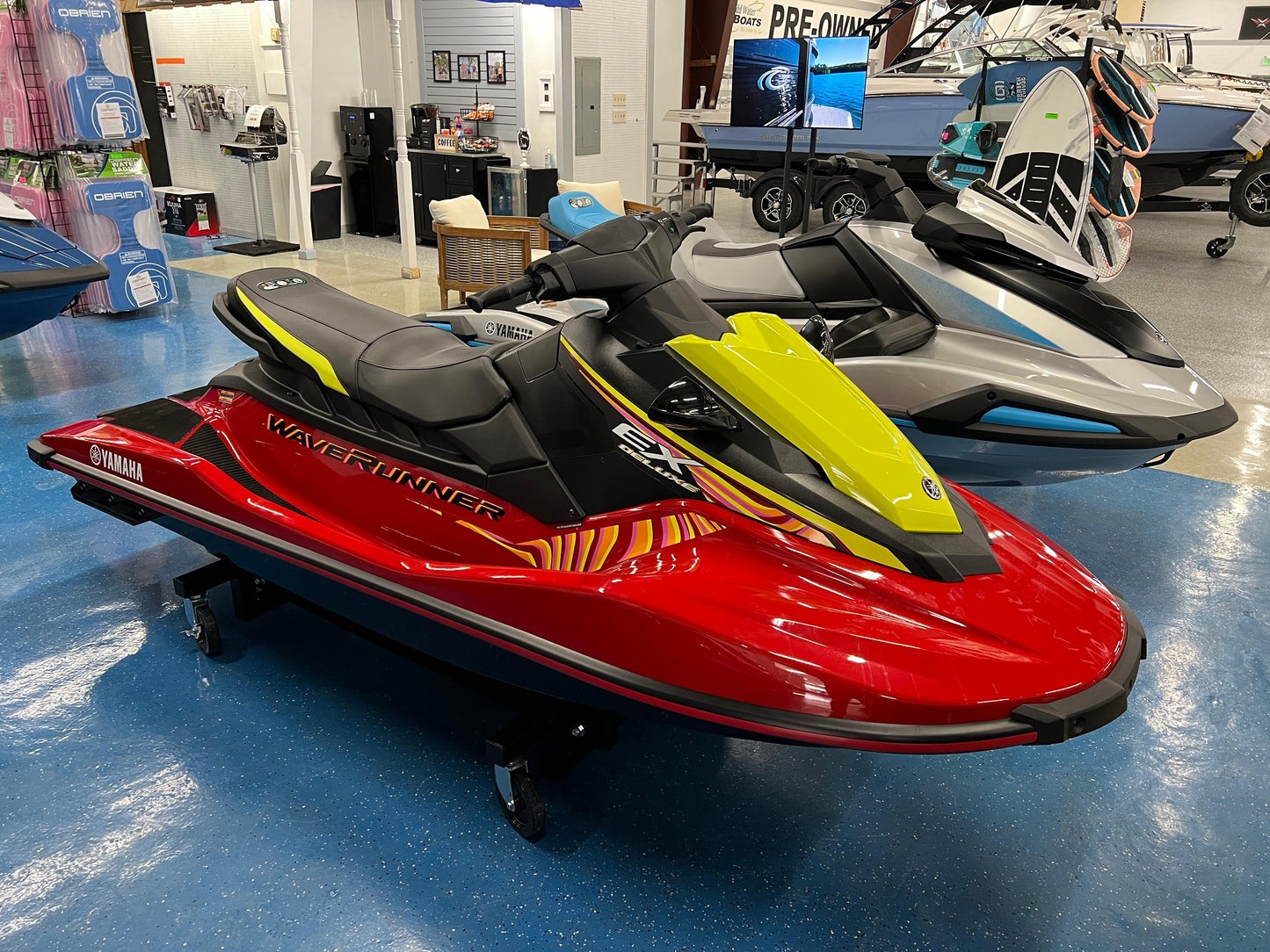 Latest Brand New 2024 Yamaha WaveRunner EX Deluxe